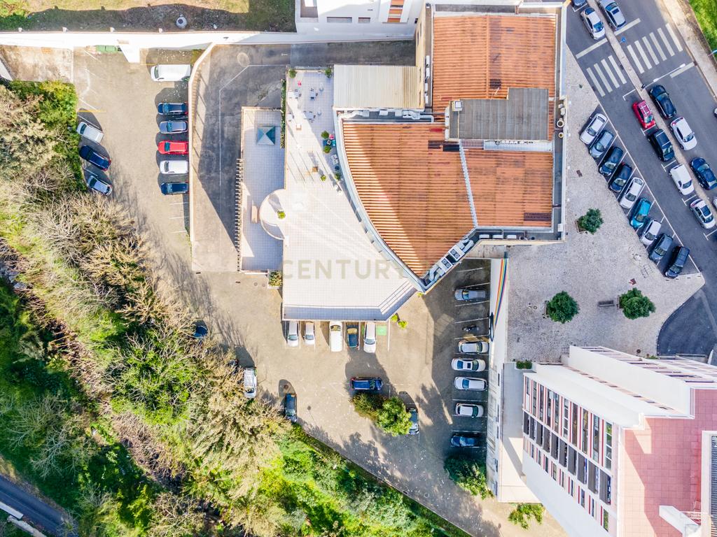 Edifício Comercial em Carnaxide - 5 Pisos - Image 6