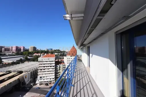 Fotografia 4 de Excelente Apartamento mobilado T1 com Vista Panorâmica em Sete Rios, Lisboa