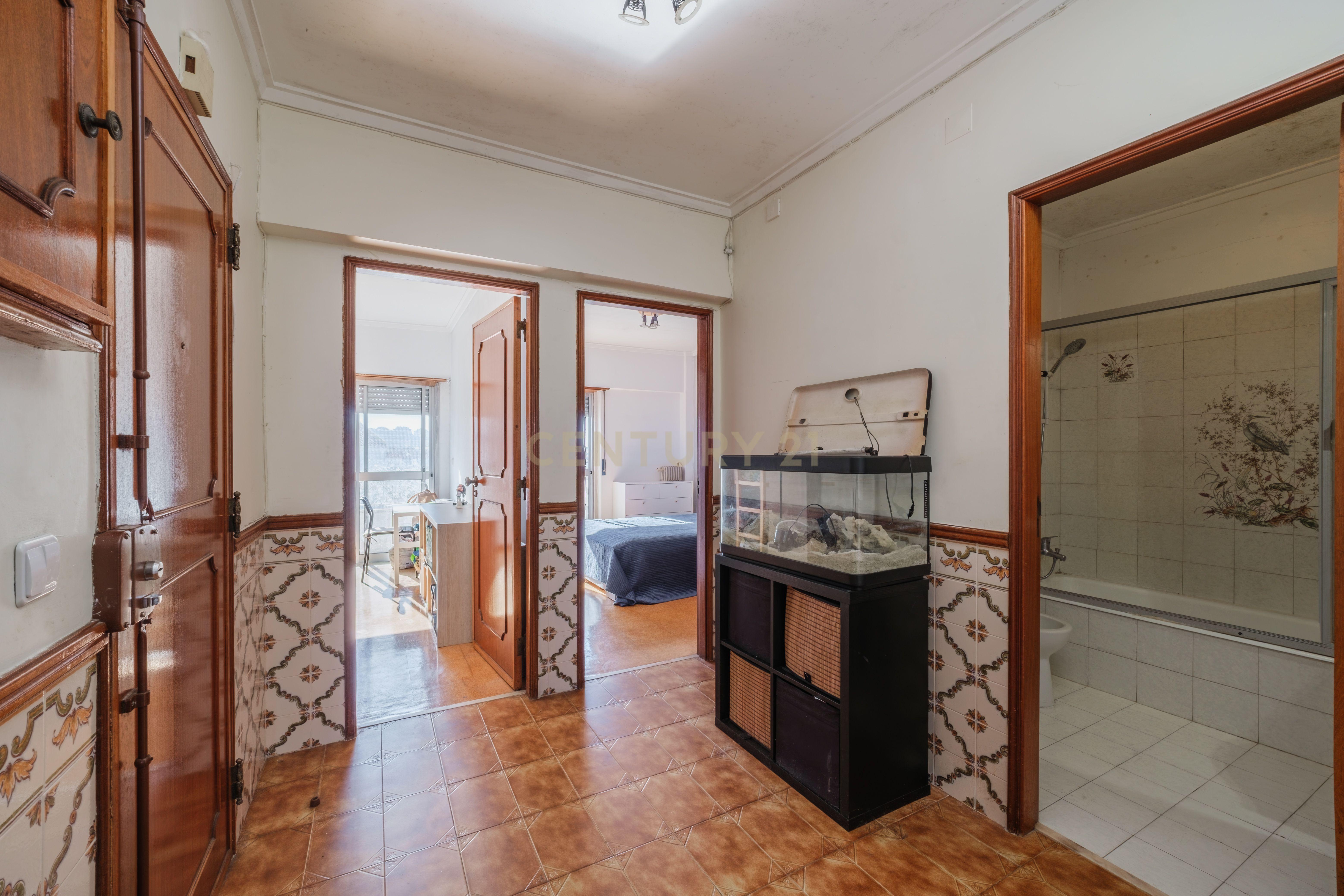 Apartamento T2 à venda em Agualva e Mira-Sintra, Sintra — foto 5
