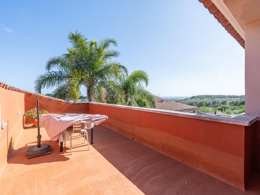 Moradia com apartamento anexo e piscina em “Els Pallaresos” - Image 39