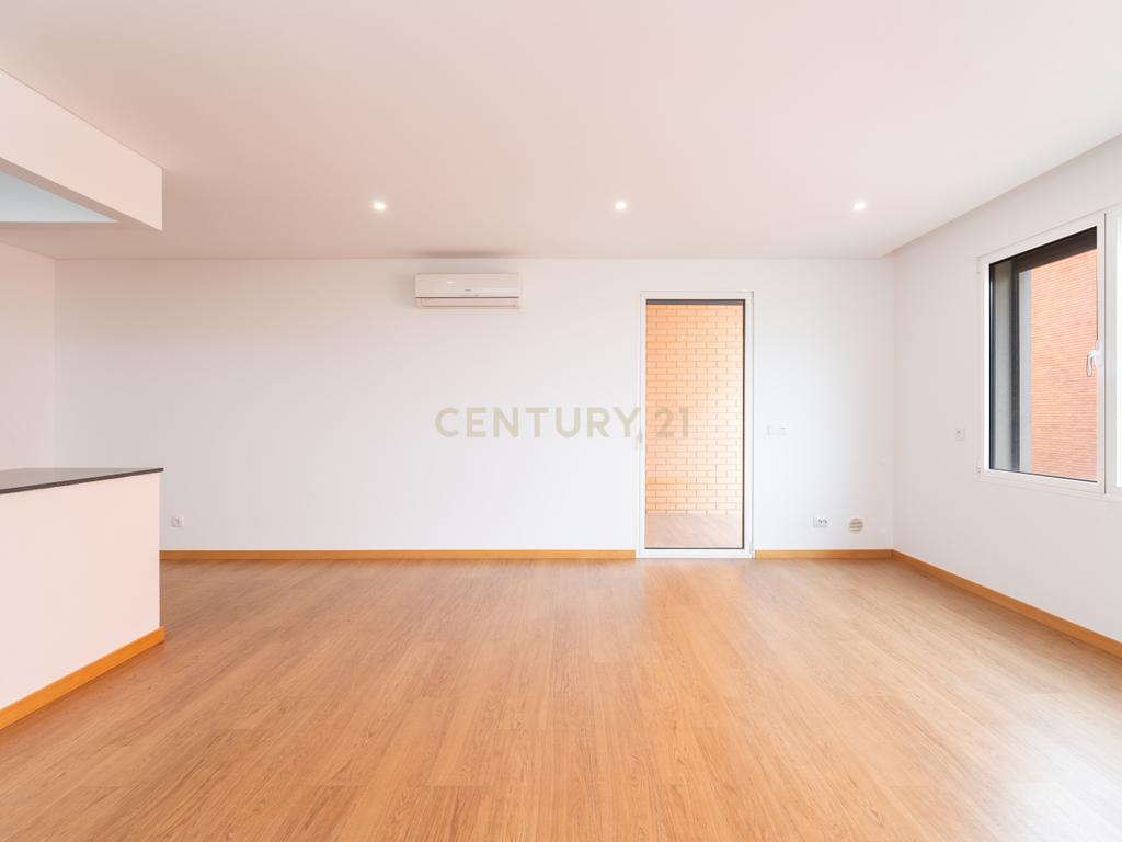 Apartamento T1 com garagem, Olivais, Coimbra - Image 5
