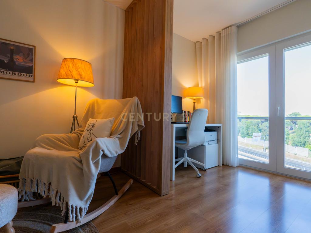 T2 com 115m² na Quinta de São Macário | Varandas | Elevador | Arrecadação | Vista de mar subtil - Image 36