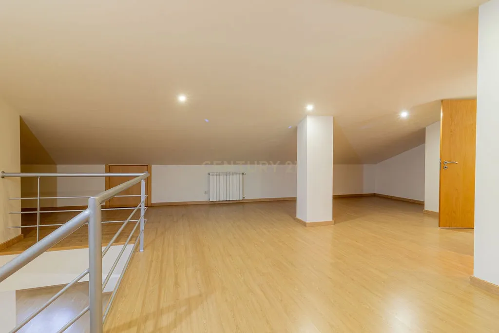 Duplex T3 em Bragança - Image 22