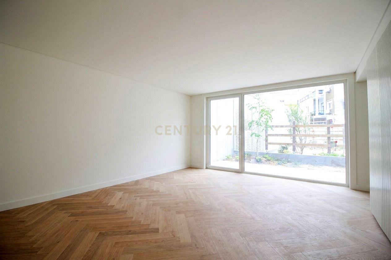 Luxuosa Suite em Alcântara, Lisboa - 1 Quarto com Terraço