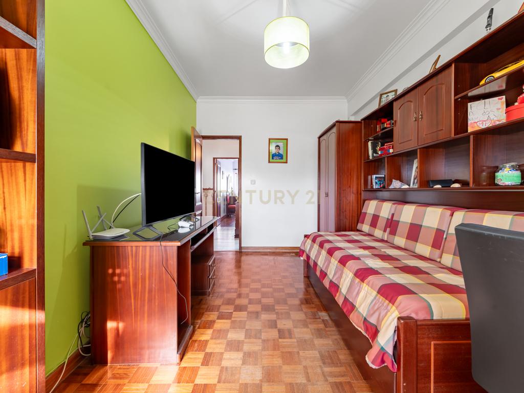 Apartamento de 4 assoalhadas Baixa da Banheira - Image 23