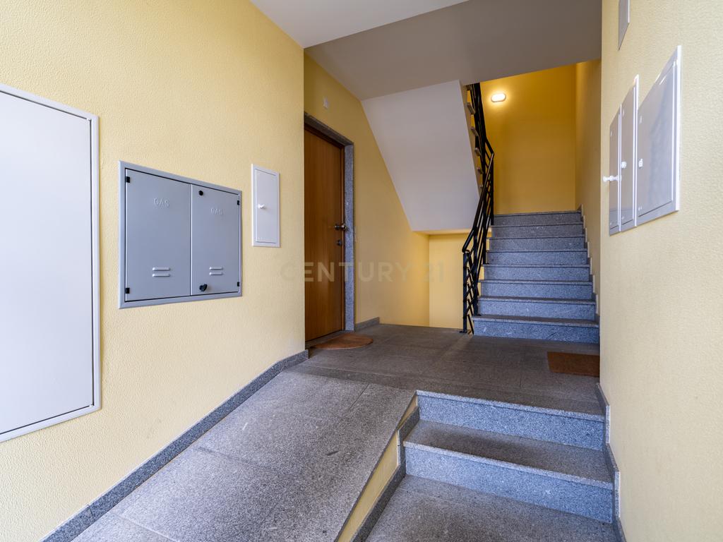 Apartamento T3 Moderno | 142 m² | Com Garagem | Construção de 2022 | Arganil - Image 12