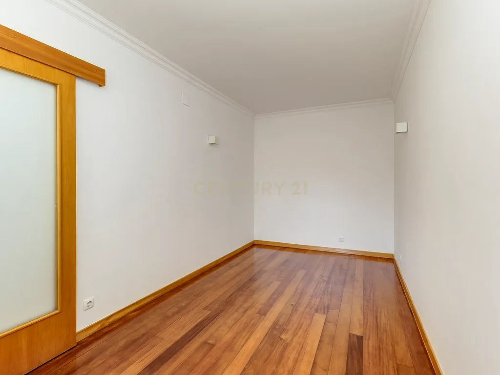 Apartamento T3 ( 2+1 ) Avenidas Novas ( Bairro do Rêgo), Lisboa - Image 15