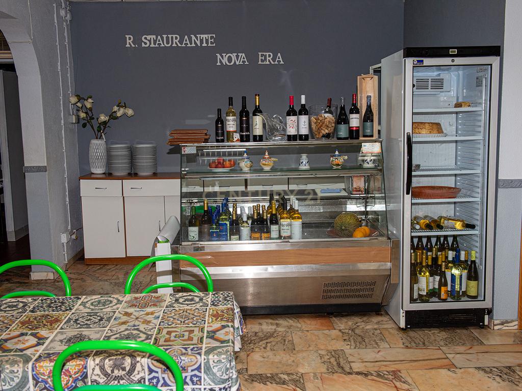 Restaurante com 60 lugares e um Apartamento T2 - Image 8