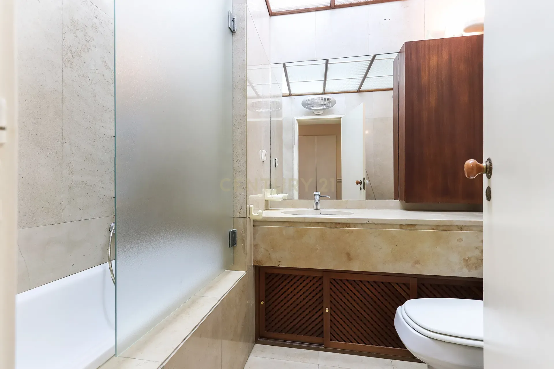 Apartamento T6 de charme no Areeiro - Image 33