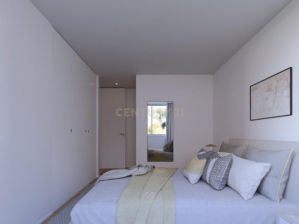 Condomínio do Sobreiro | T2 com 101m2 em Matosinhos, Senhora da Hora, junto ao Metro - Image 16