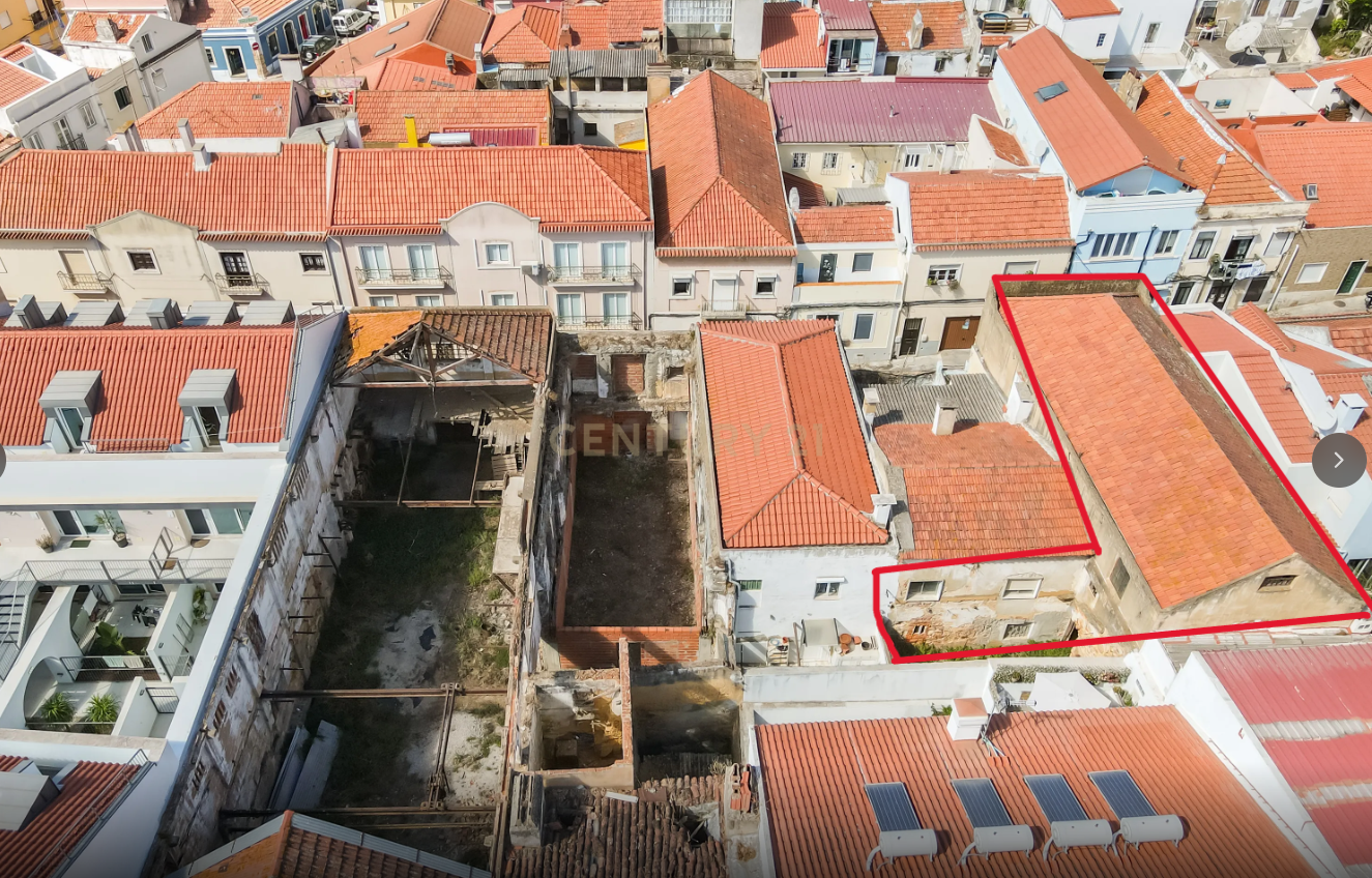 Fotografia 4 de Oportunidade Única de Reabilitação no Coração de Setúbal