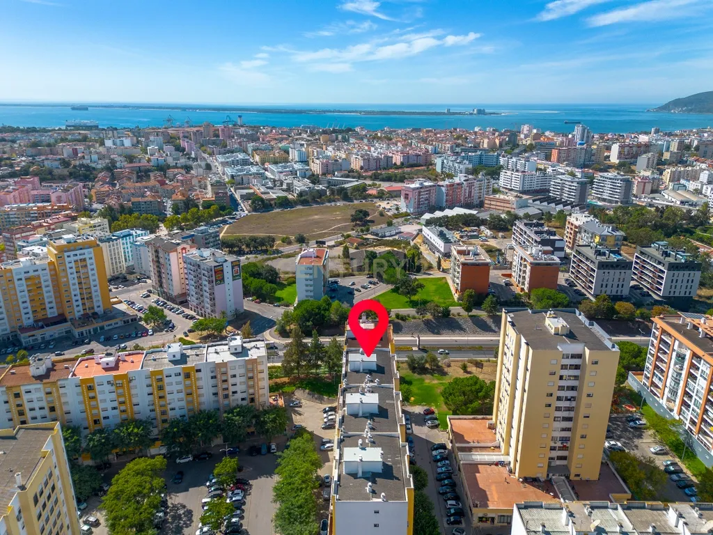Apartamento T3 em Setúbal - Image 47