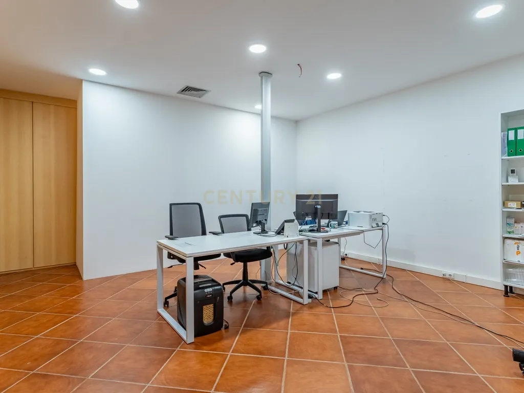 Loja em Alfragide, central, 367 m2 - Image 10