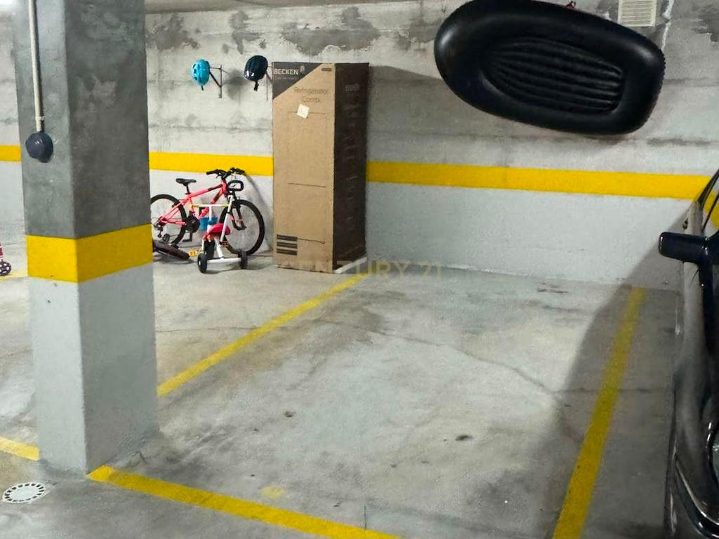 T1+1 com Vista Rio, Varanda e Garagem | Portimão - Image 26