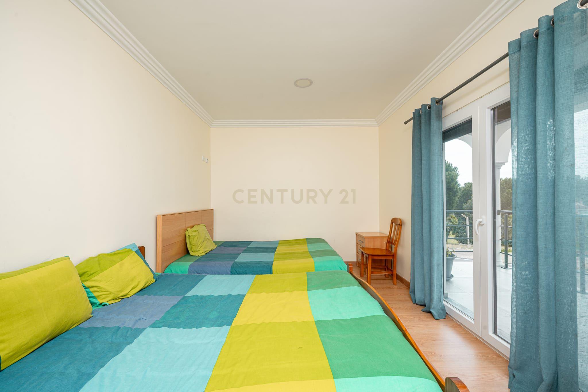Excelente Moradia T4 em Cajados, Palmela - Image 25