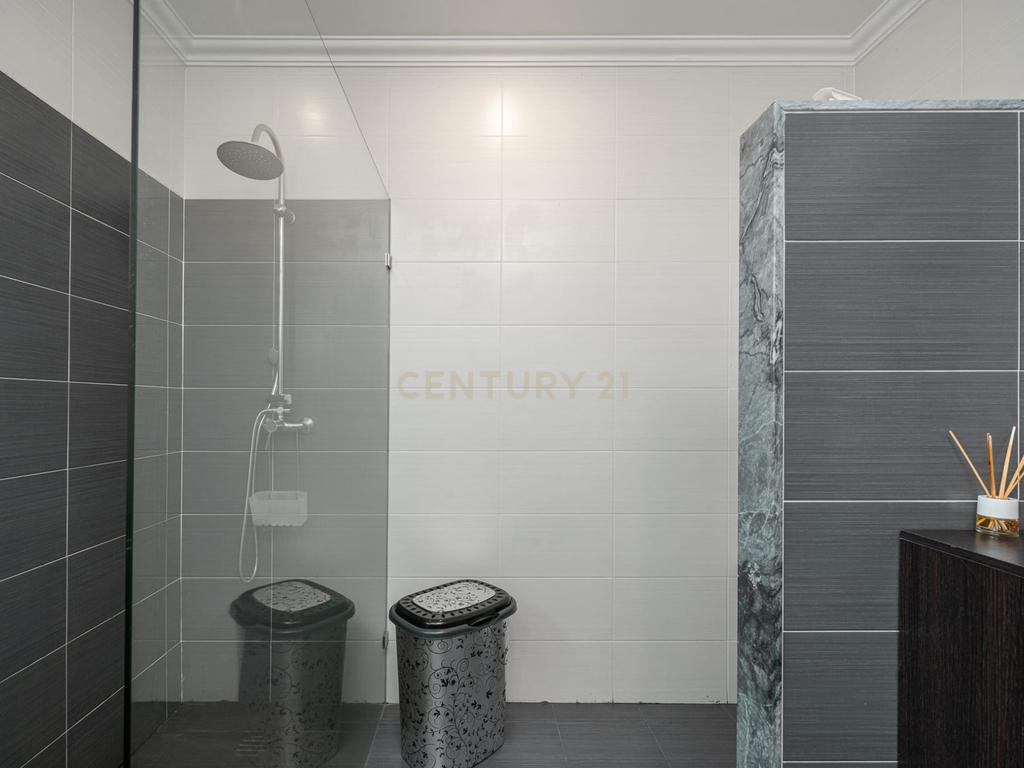Excelente Moradia T4 em Cajados, Palmela - Image 28