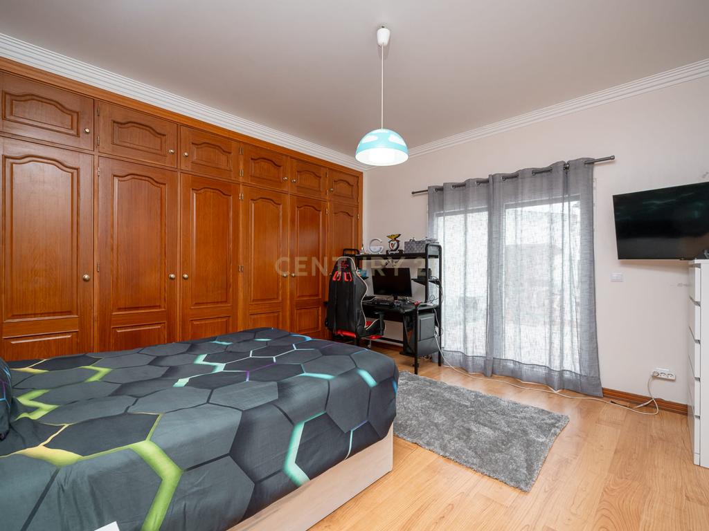 Excelente Moradia T4 em Cajados, Palmela - Image 39