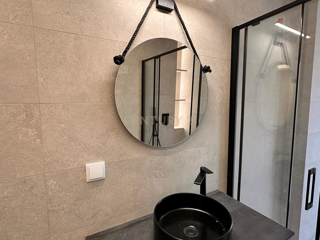 Venda T3 na Estrela - APARTAMENTO INTEGRALMENTE REMODELADO COM VARANDA GENEROSA - Image 13