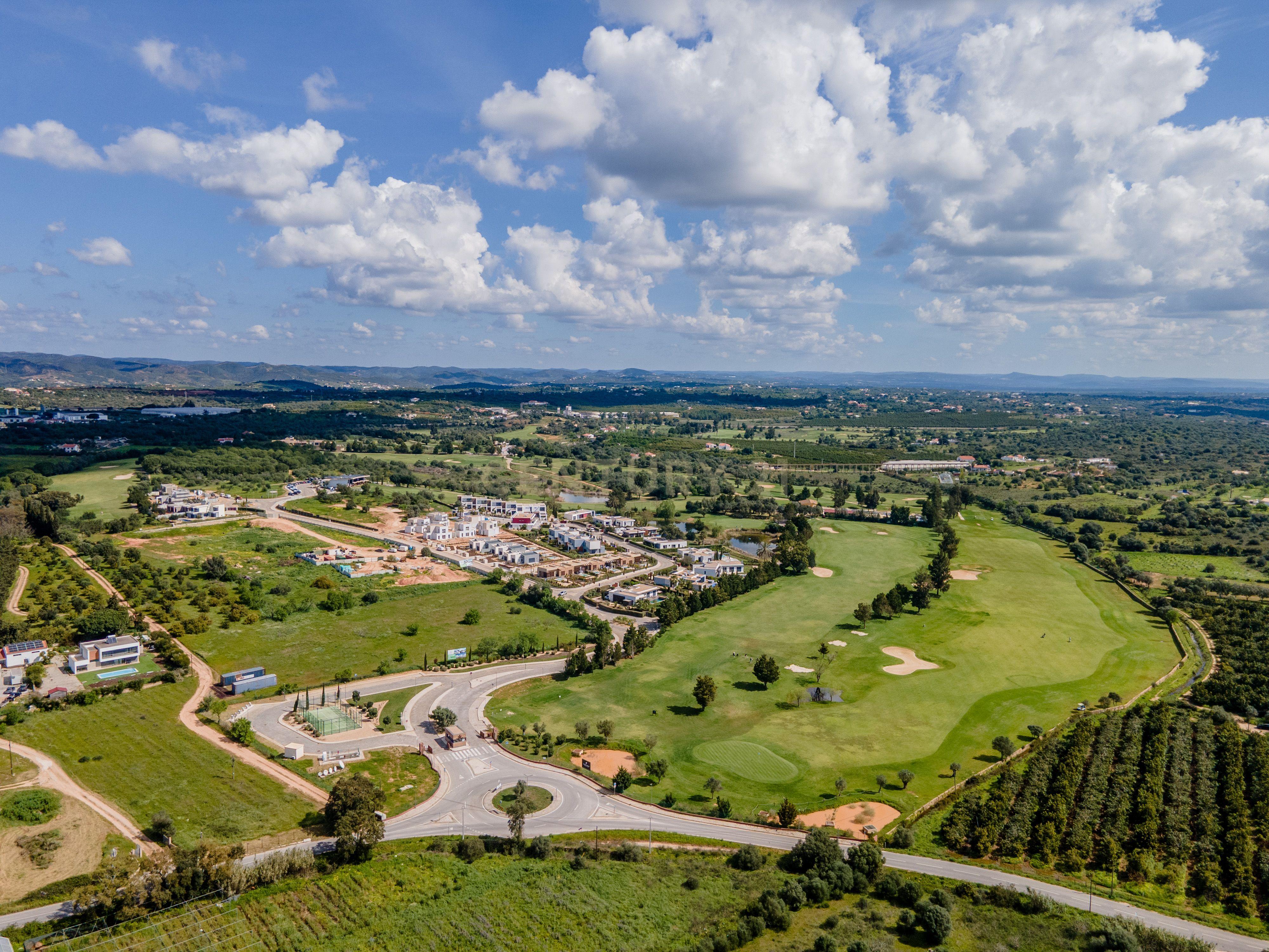 Moradia T2 de canto, com Jardim Exclusivo e Piscina no Pestana Silves Golf Resort