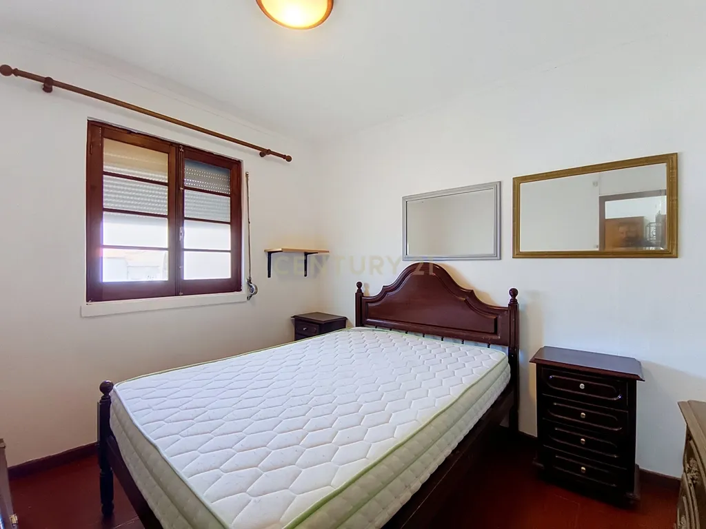 Apartamento T2 no centro da Vila da Povoação, excelente oportunidade de investimento em São Miguel - Image 7