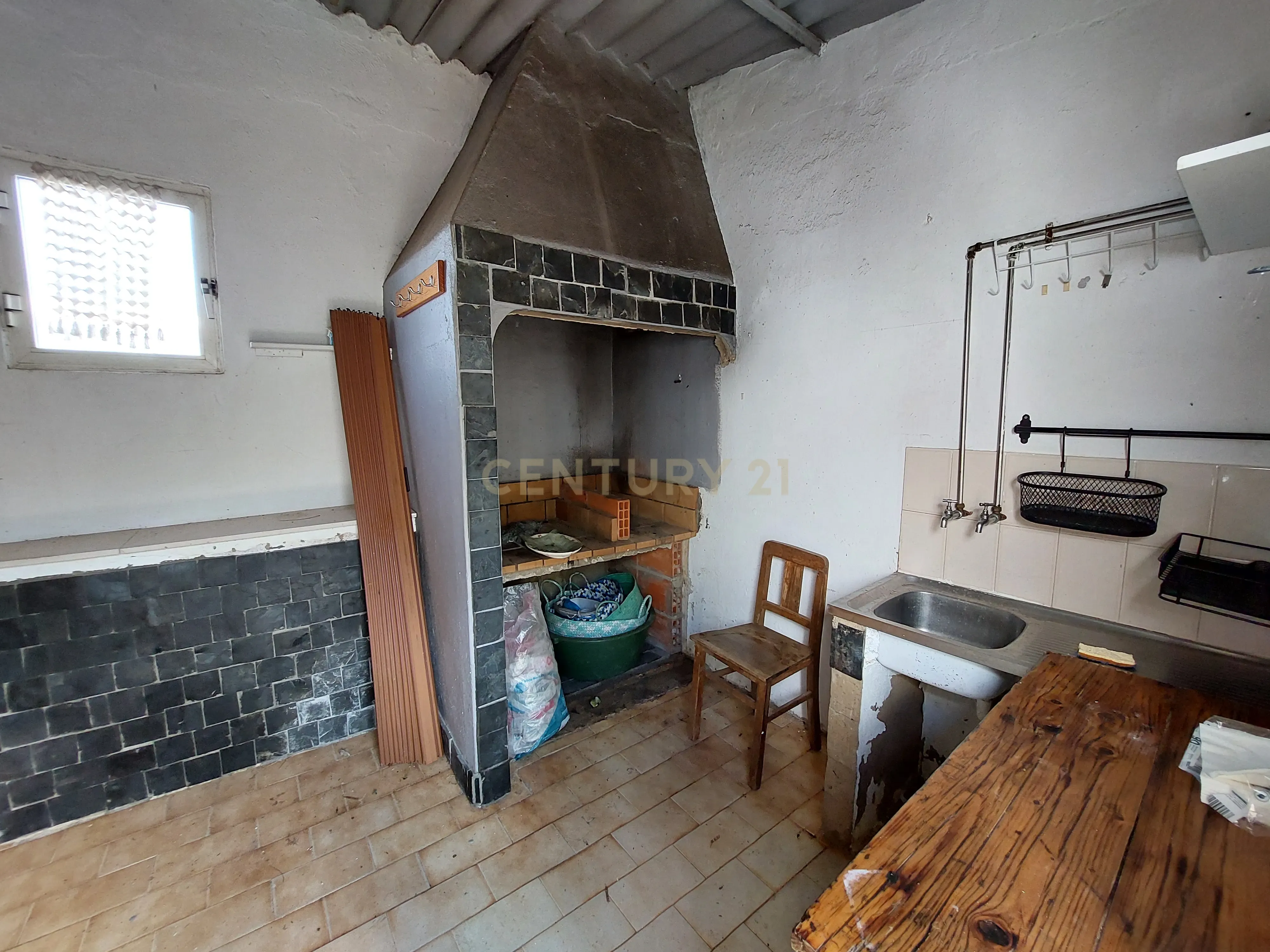 📍 LOULÉ | Moradia Térrea típica Algarvia para Recuperar - Image 19