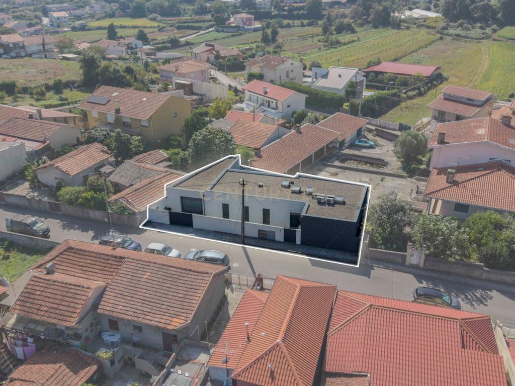 Moradia T3 térrea, moderna e pronta a habitar - Image 36