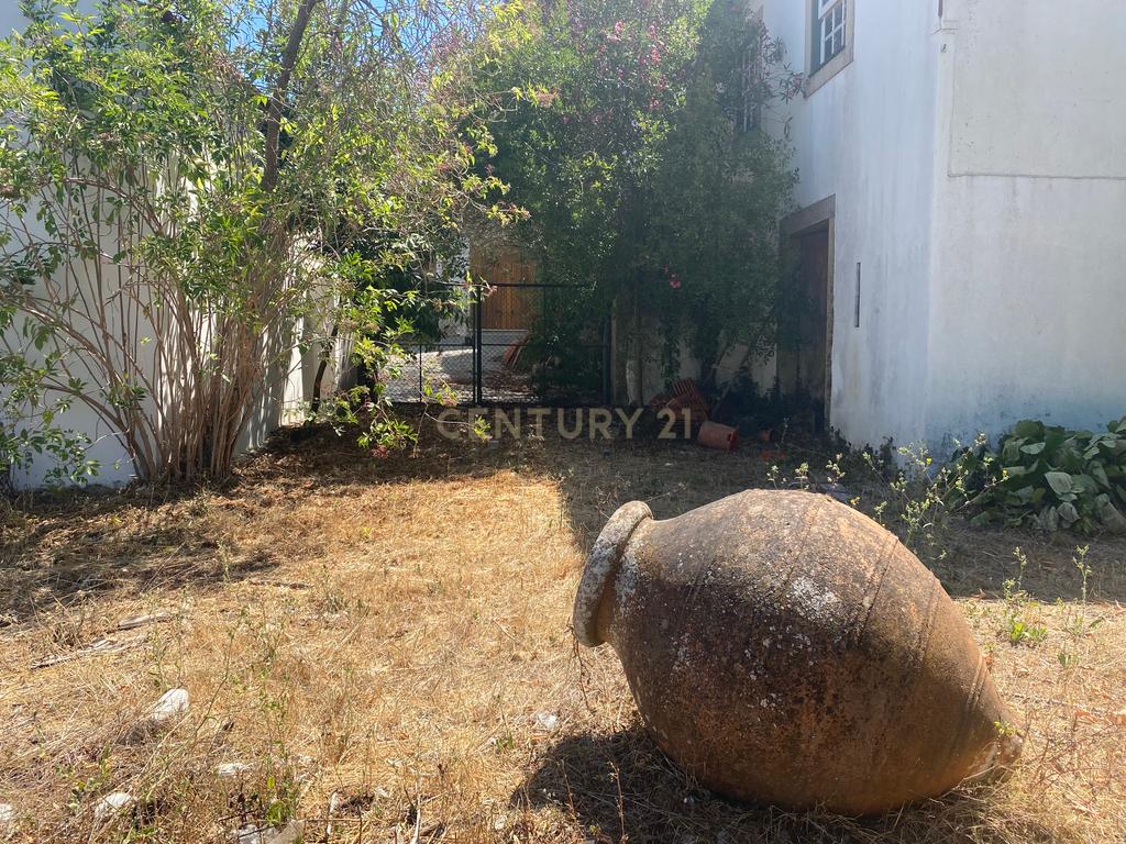 Casas Senhoriais Início Sec XIX + Terreno 4100m2 | 20 minutos de Coimbra - Image 52