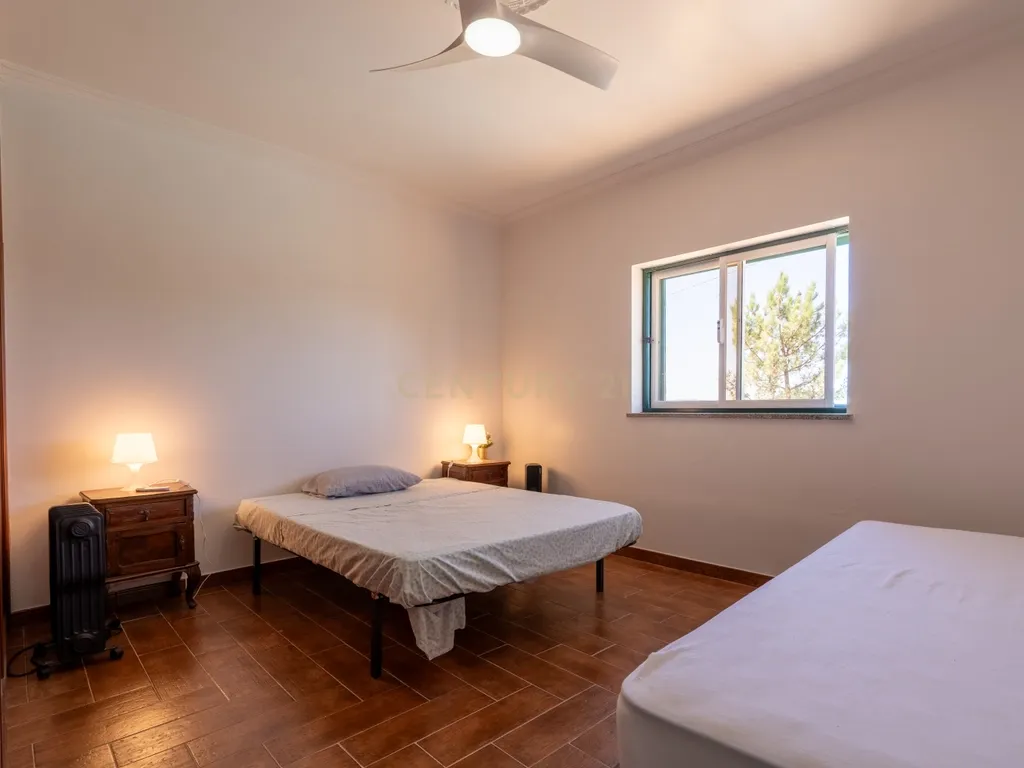 Espaço, Natureza e Tranquilidade: Moradia T6 em Cabril - Image 52