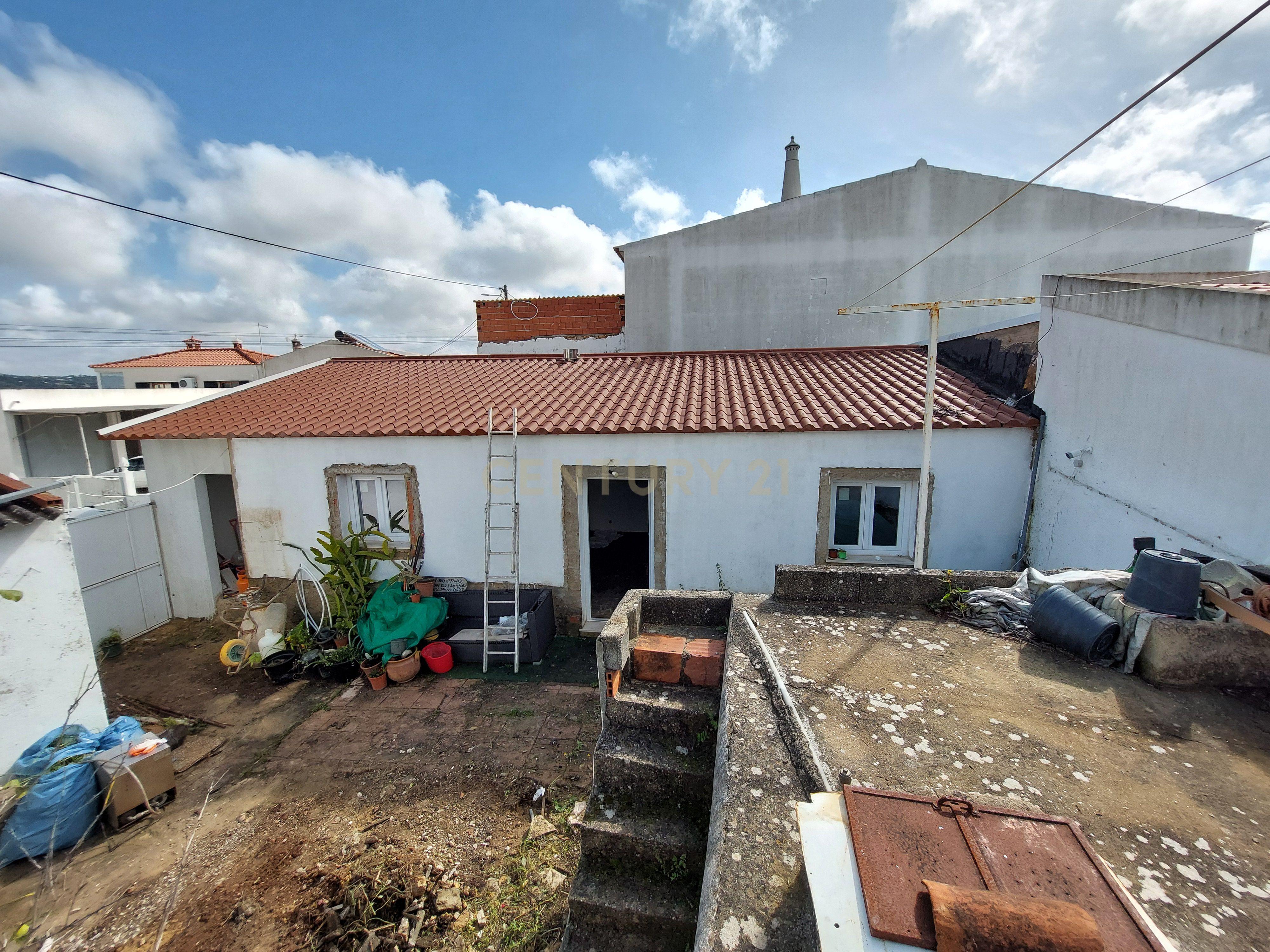 📍 LOULÉ | Moradia Térrea típica Algarvia para Recuperar - Image 2