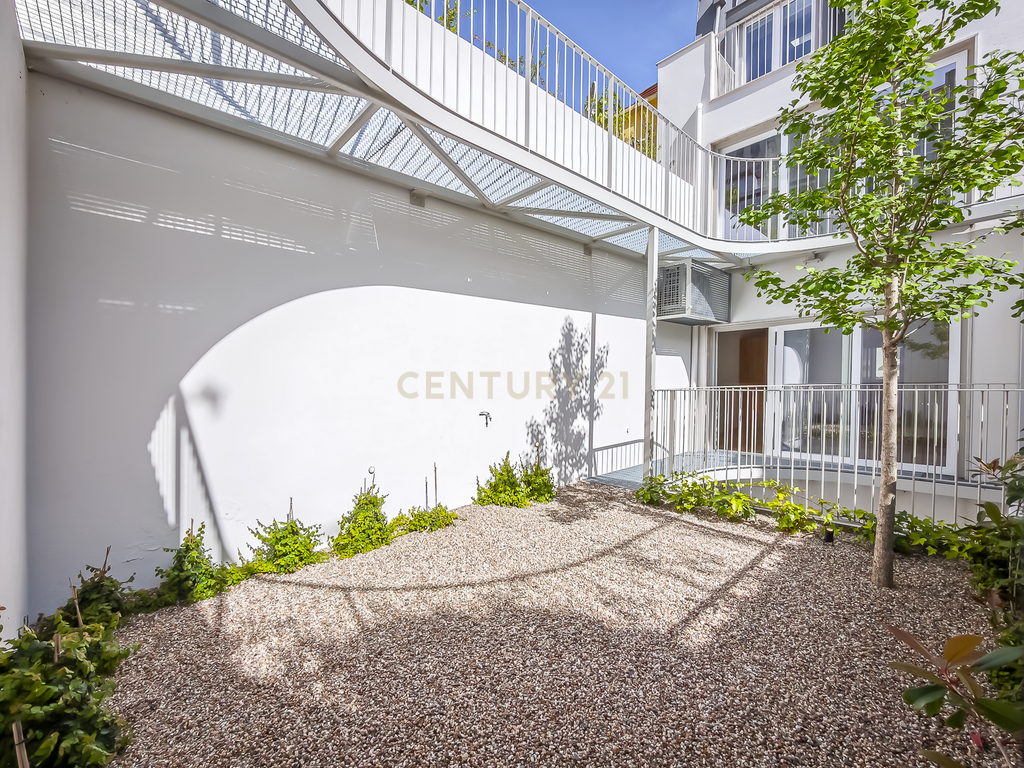 Venda Apartamento T1 Rua das Taipas - Image 12