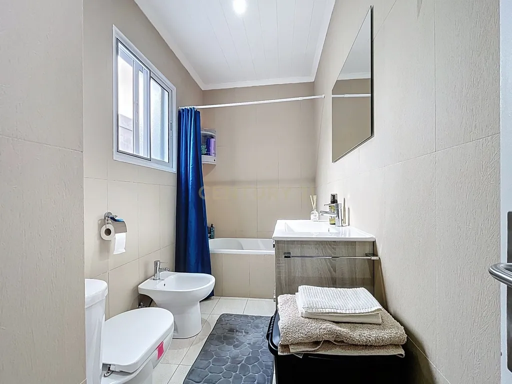 Casa Renovada (AL) com Vista Mar em São Roque - Ponta Delgada, São Miguel - Image 11