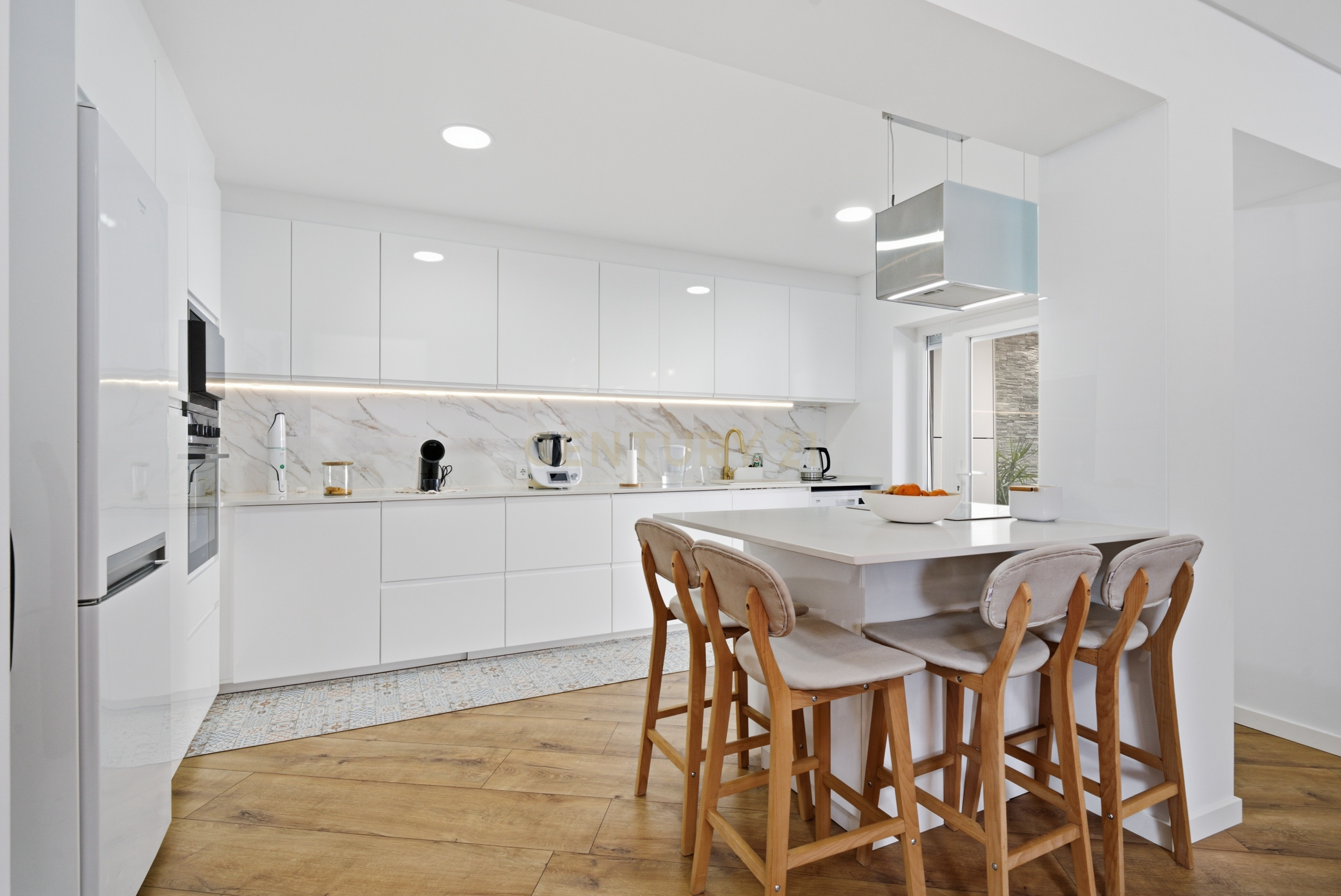 Fotografia 12 de Moradia T3+1 Totalmente Remodelada  em 2026 com Piscina, Painéis Solares e Vista de Campo | Sendieira