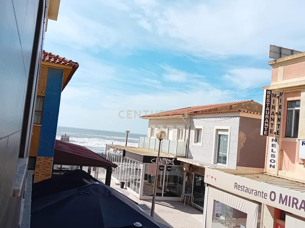 Refúgio à Beira-Mar: Moradia para construir o seu sonho junto a praia da Vieira, Marinha Grande- Leiria - Image 1