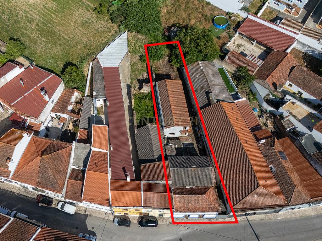 Moradia com Potencial de Investimento | Olhalvo - Alenquer - Image 31