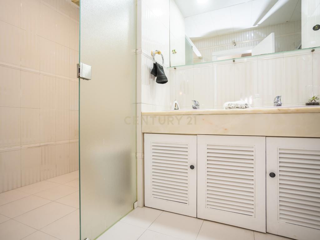 Apartamento T4, centro de Almada com terraço - Image 26