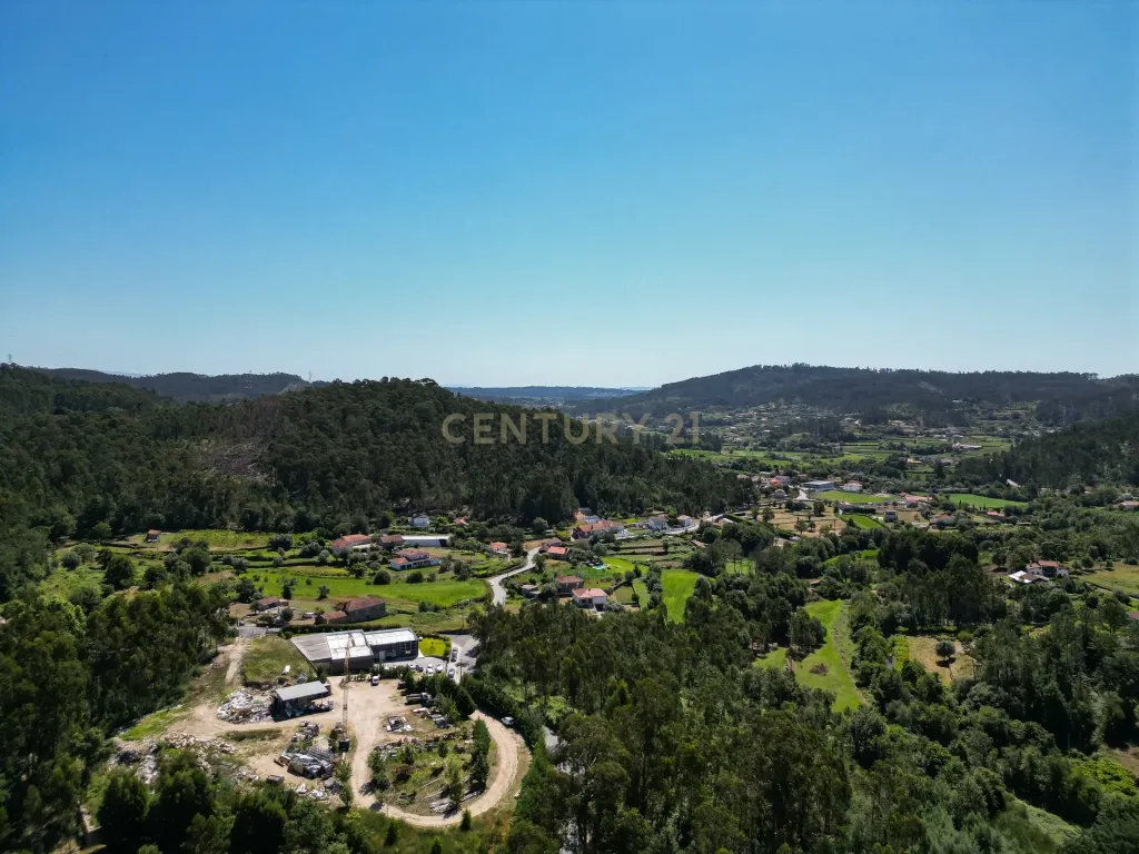 Terreno Urbano em Cossorado, Barcelos Oportunidade Única - Image 7
