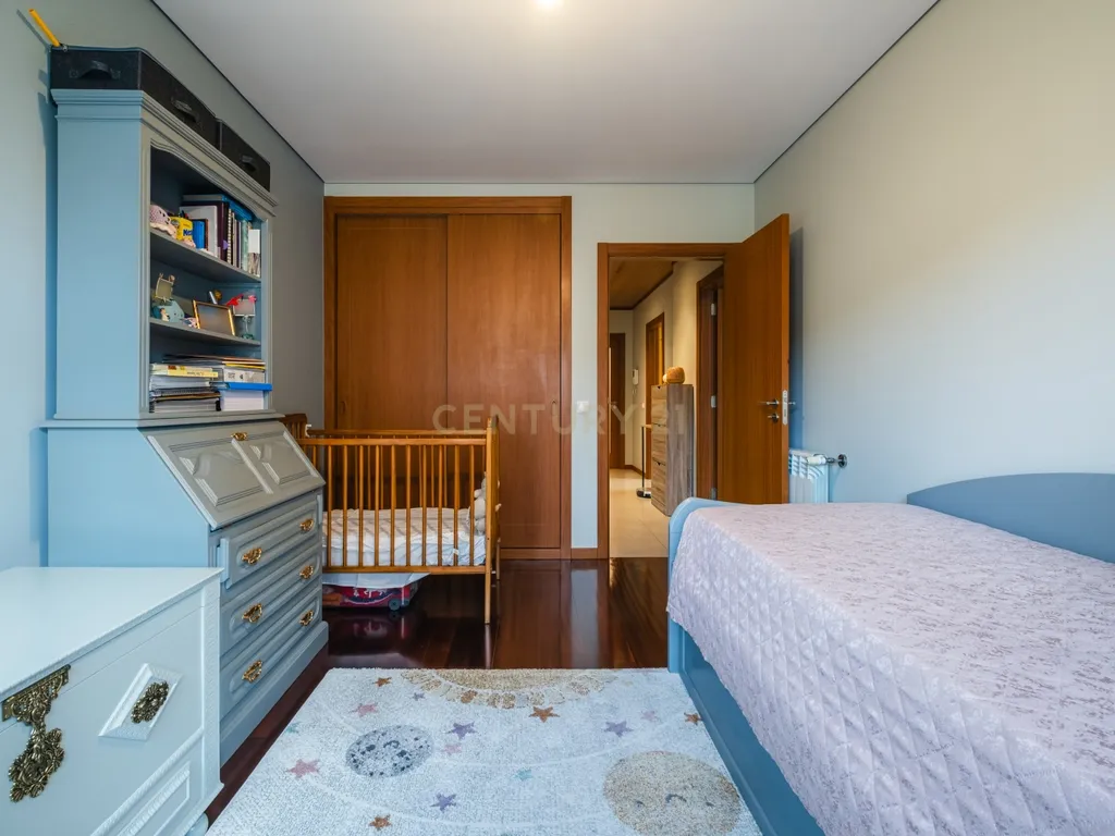 T2 de Excelentes Áreas | Suite, Garagem e Arrecadação | Alfena - Image 22