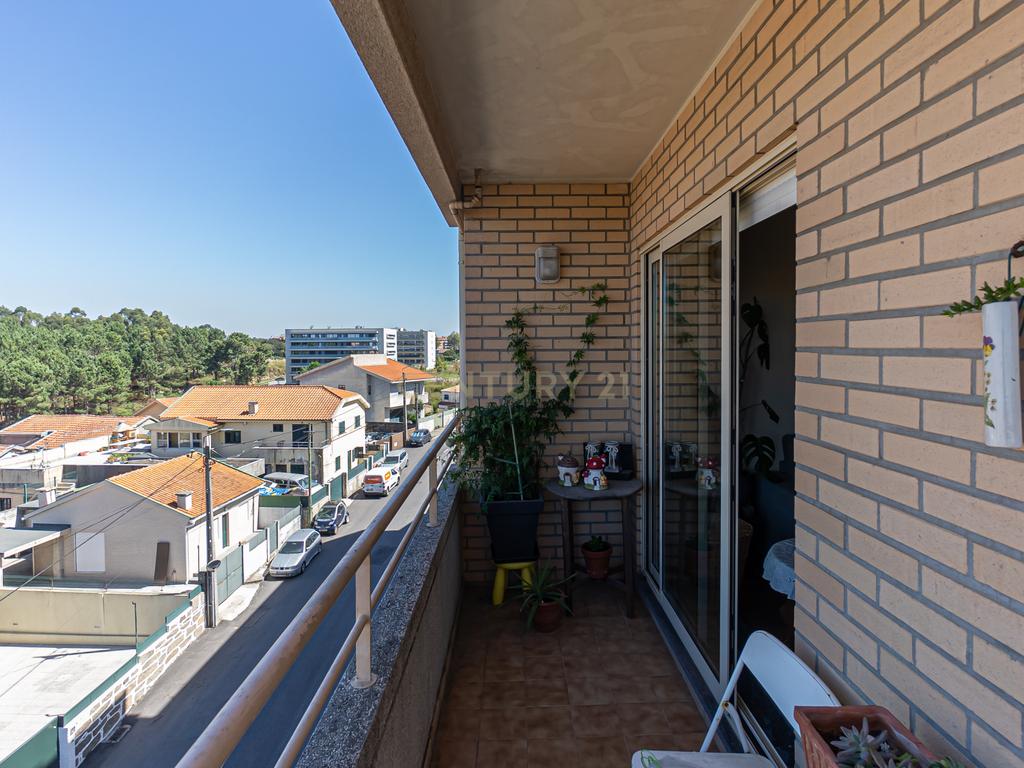 Apartamento T3 com Vista Panorâmica em Canidelo, Vila Nova de Gaia - Image 22