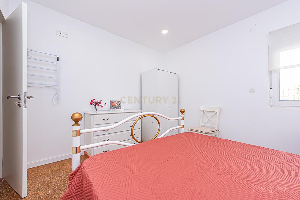 Alojamento Estudantil LÁ-SALETTE ( quarto Pisco de Peito Ruivo 10m2 ) - Image 3
