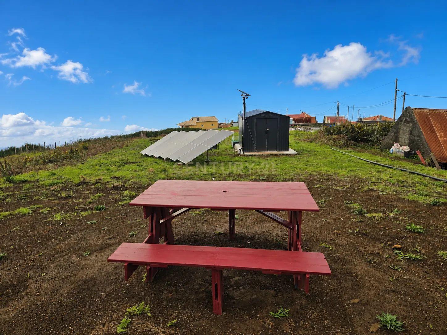 Fotografia 8 de Land with Two Haystacks for Sale - Fajã da Ovelha, Calheta