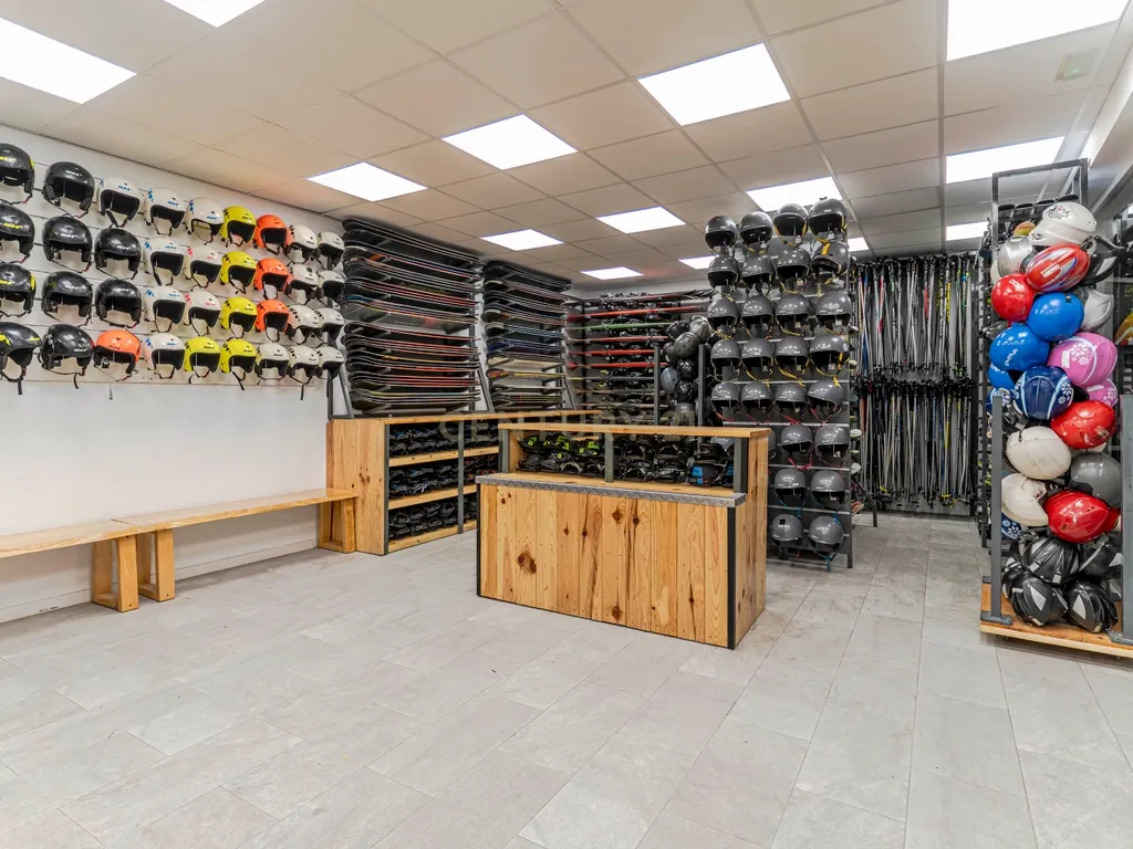 Loja Comercial em Monachil, Granada - Oportunidade Única - Image 95