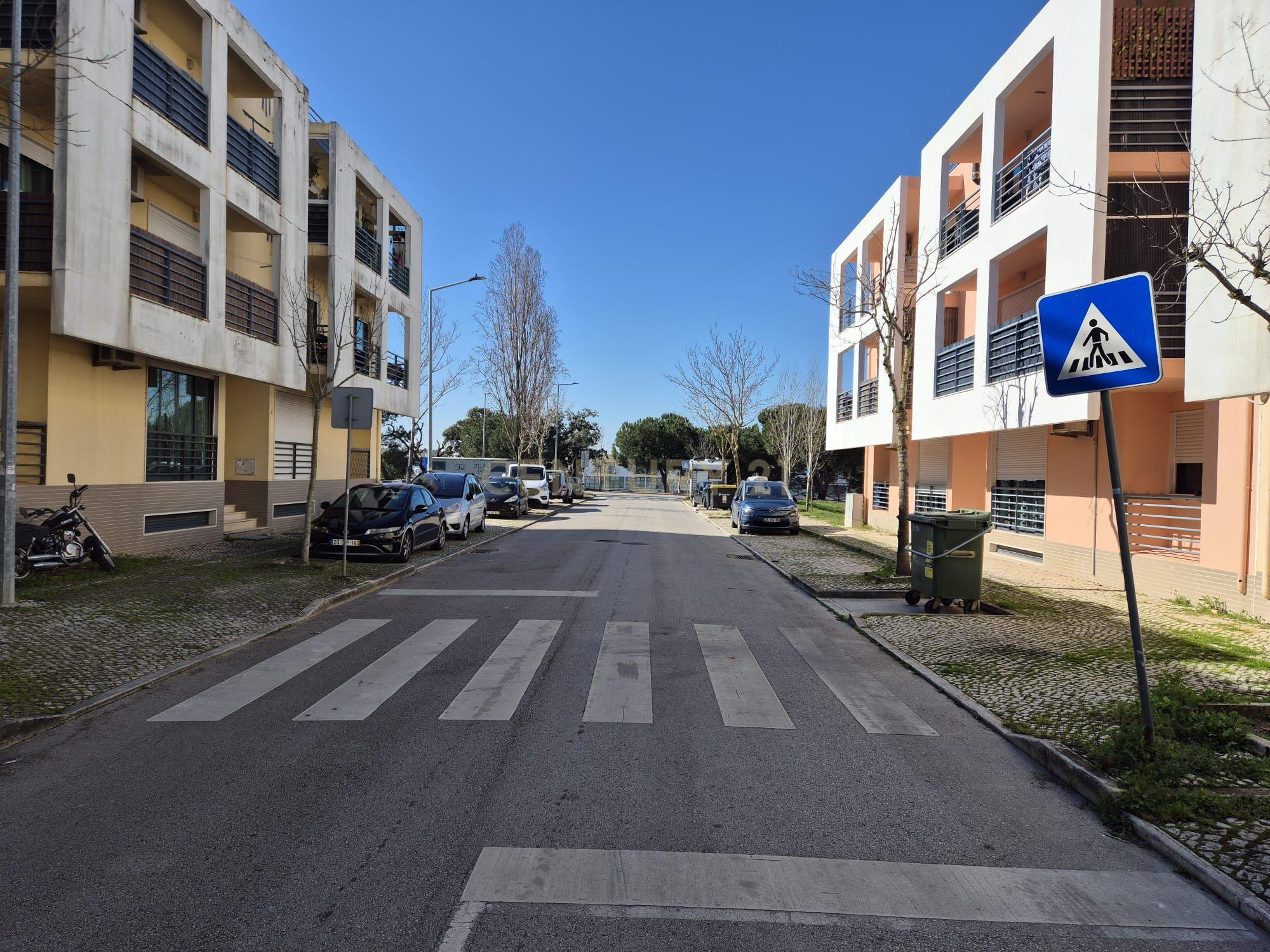 NOVO T2 – Urb Colinas da Arrábida – parqueamento e arrecadação - Image 3