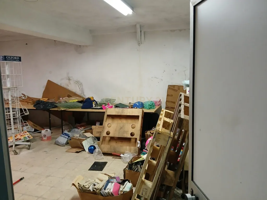 Loja comercial na Póvoa de Santo Adrião - Image 4