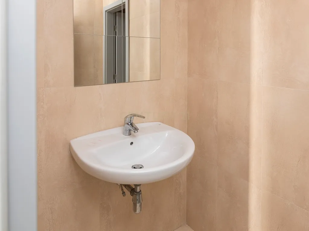 Espaço Comercial junto a Estação de Benfica - Image 9