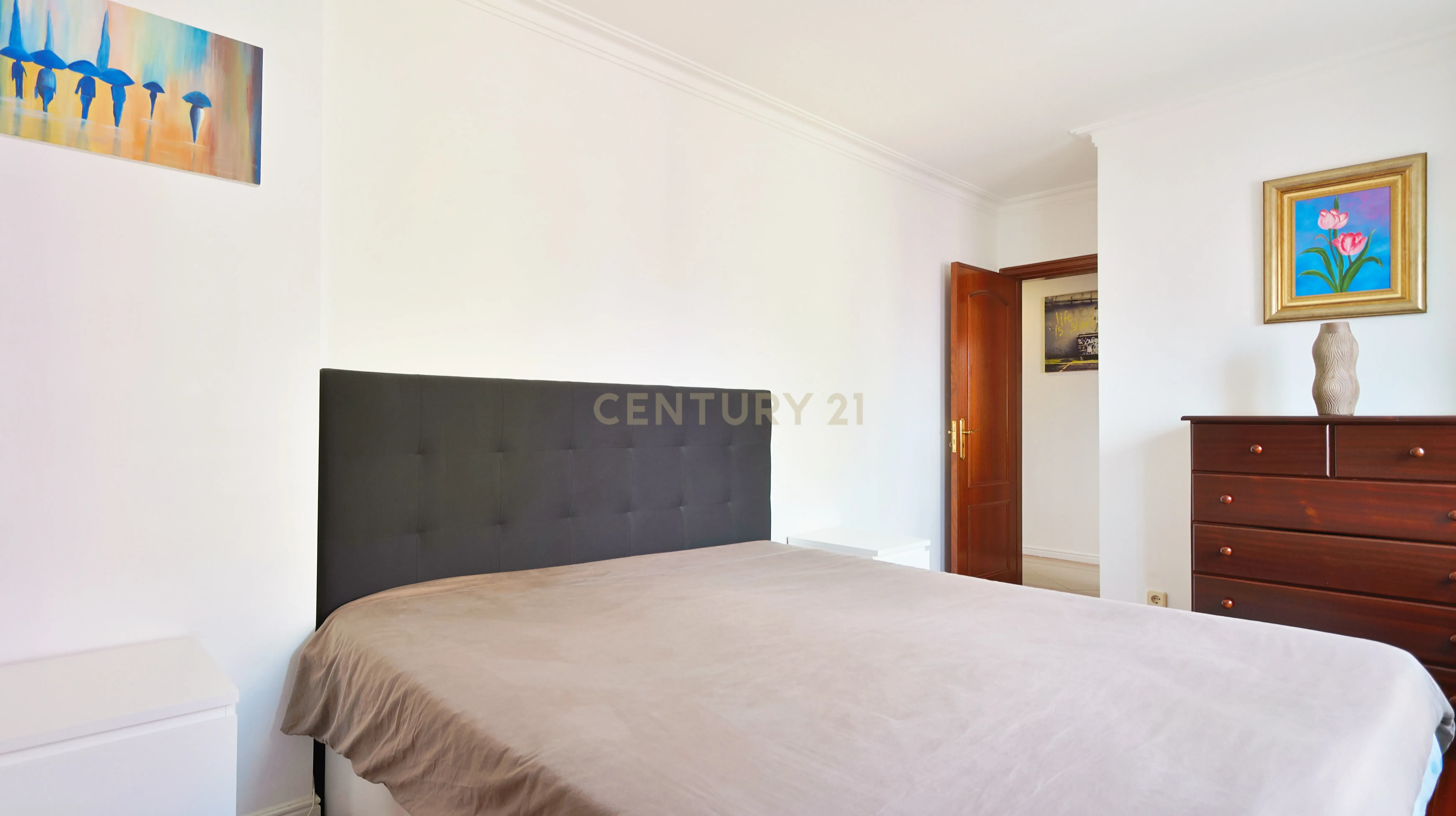 Fotografia 11 de Apartamento T2 em Corroios, Santa Marta do Pinhal - Oportunidade Única!