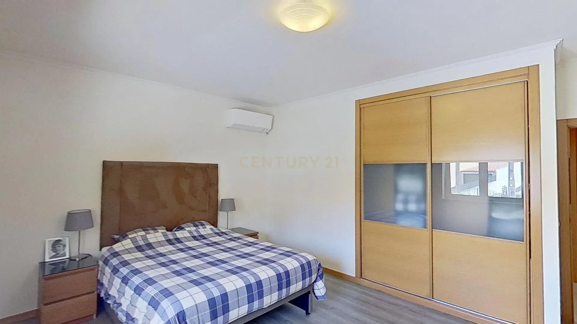 Moradia T3+1 em Alenquer com Vista Panorâmica e Piscina - Image 25