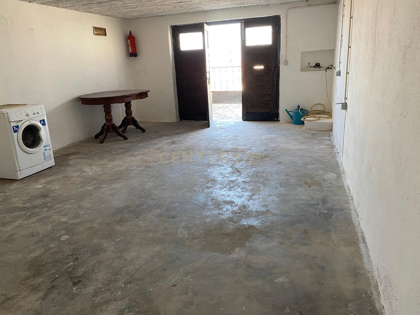 Moradia V3 com garagem e armazém Torres Vedras - Image 18