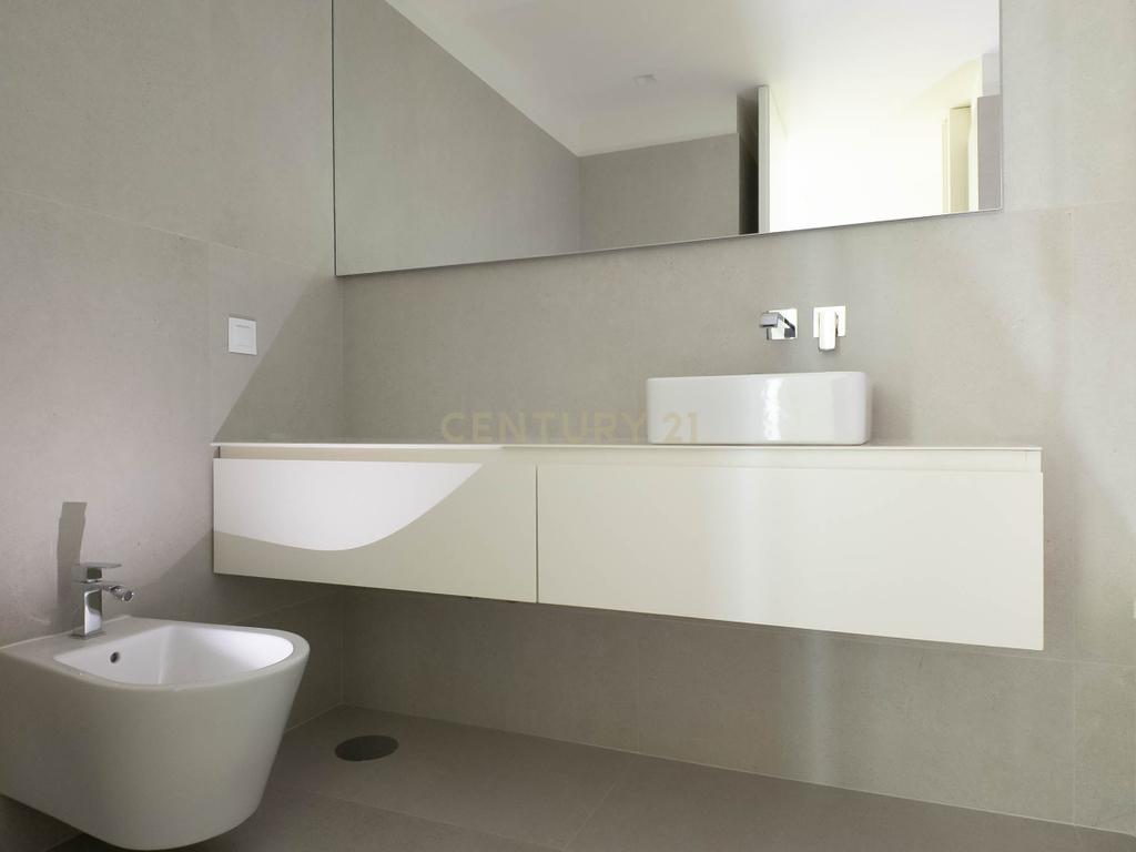 Apartamento T2 Novo nos Jardins da Efanor para arrendamento - Image 20