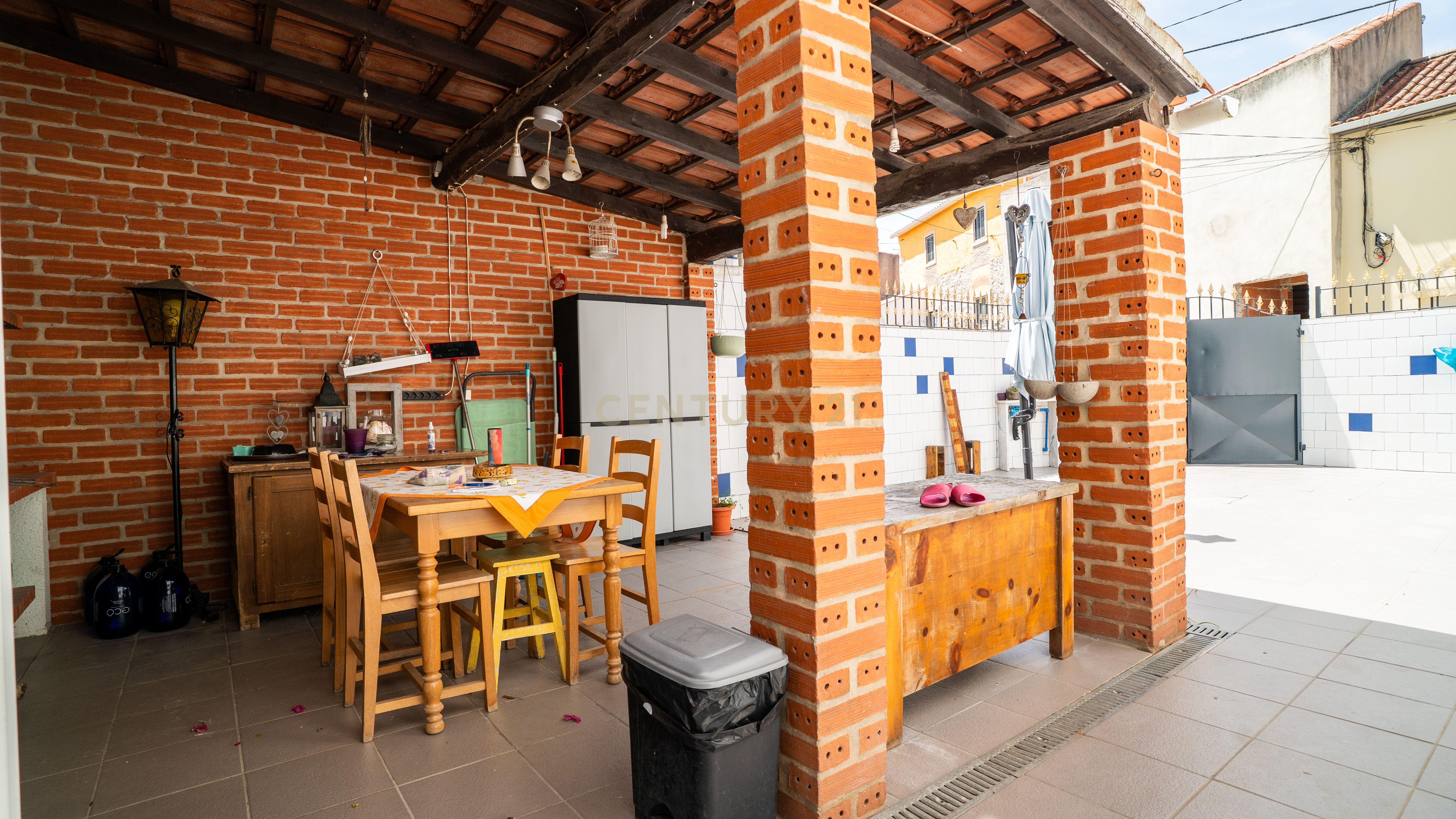 🏡 Moradia T4 Impecável em Olho Marinho – a poucos minutos de Peniche! - Image 42