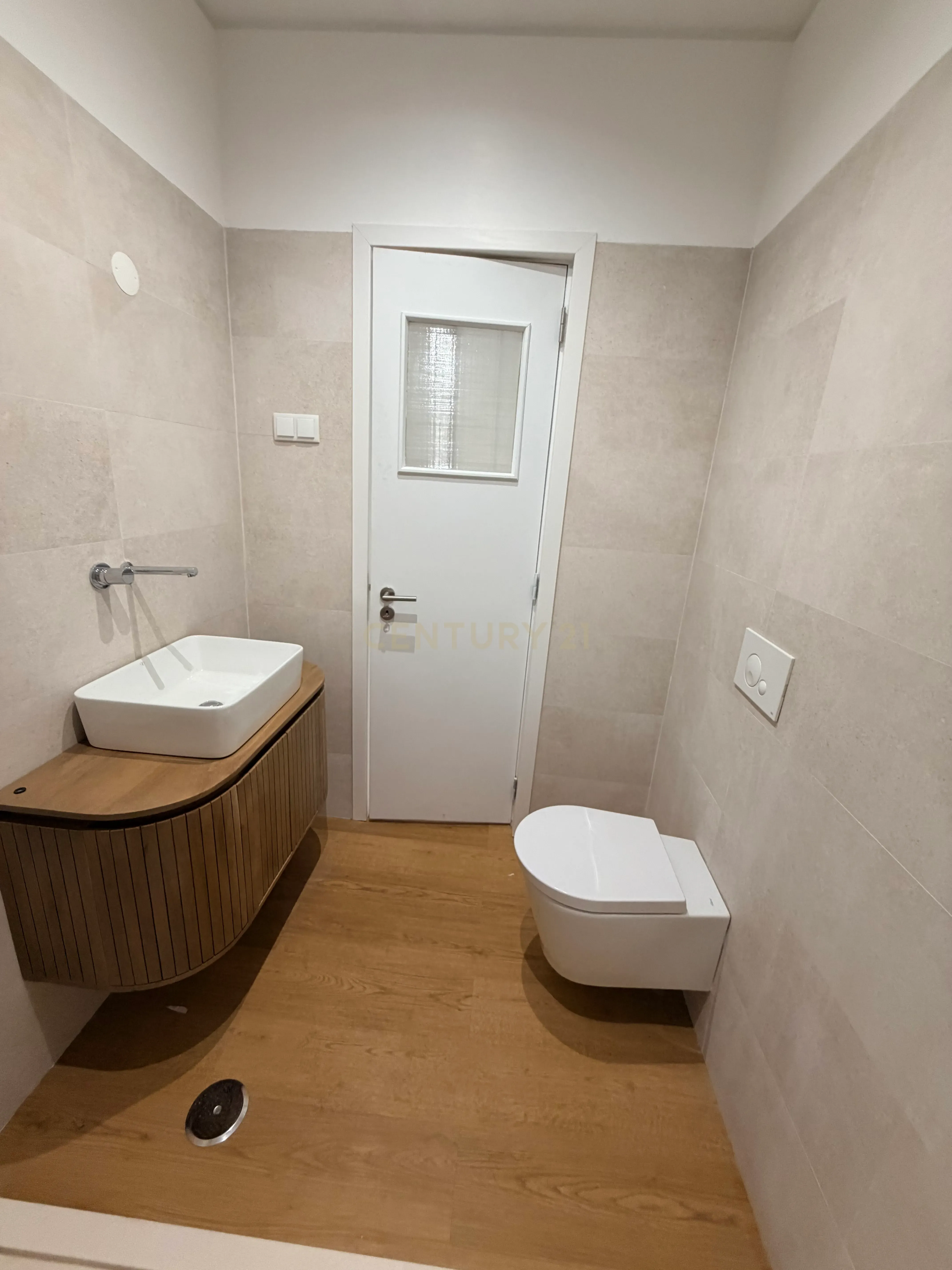 Fotografia 5 de Apartamento  T2 renovado em Lisboa com varanda